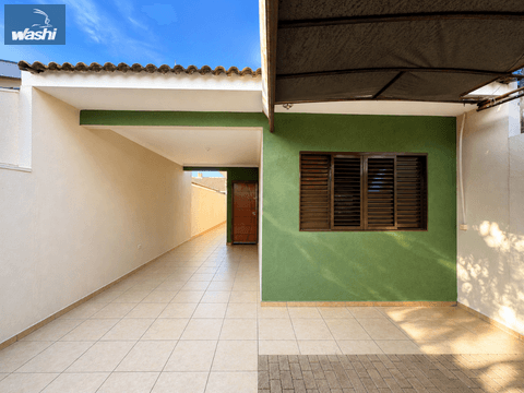 Casa à venda em Maringá, Parque Hortência, com 2 quartos, com 86.24 m²
